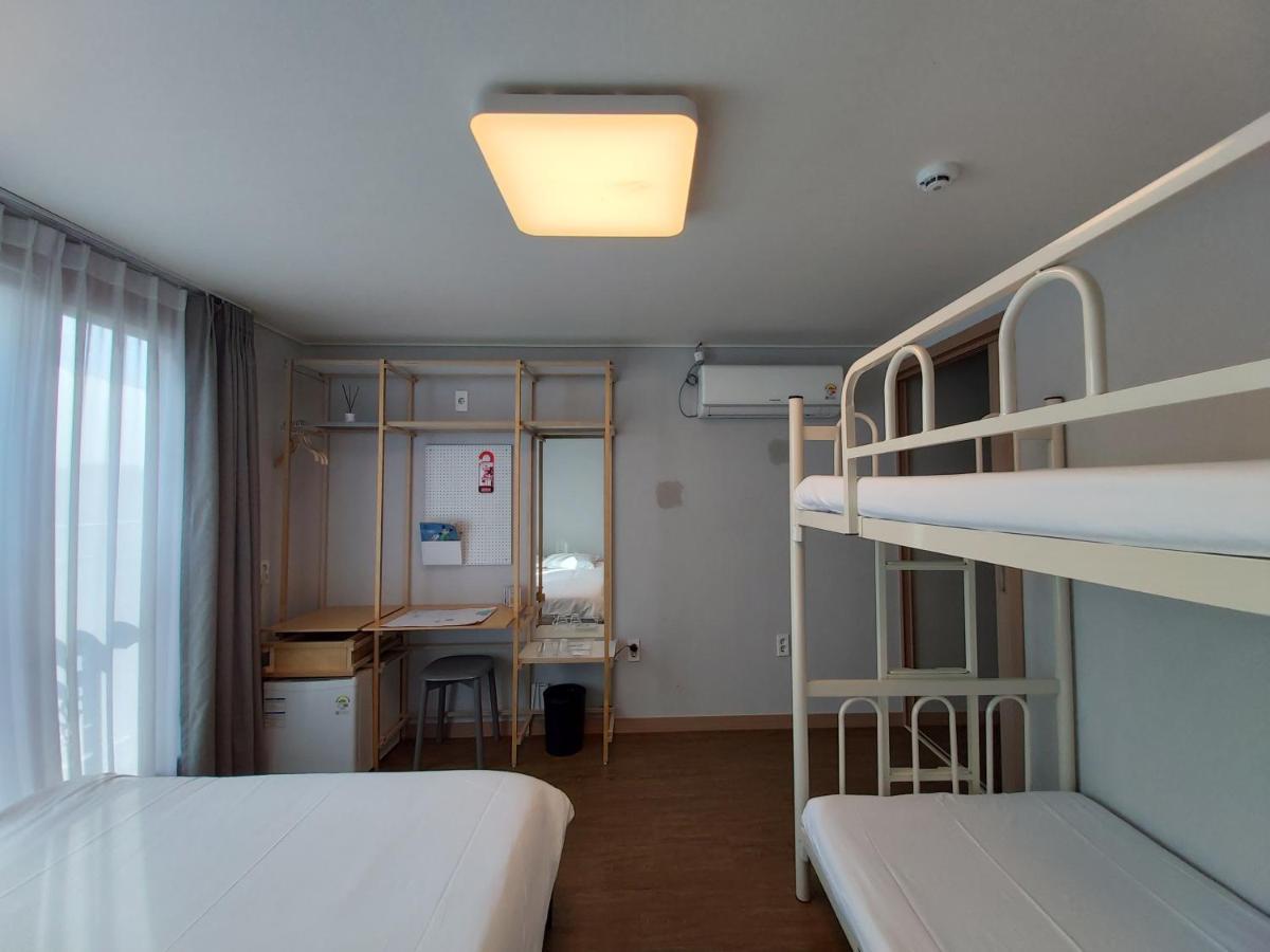 Bed Radio Dongmoon Hotel Jeju Luaran gambar